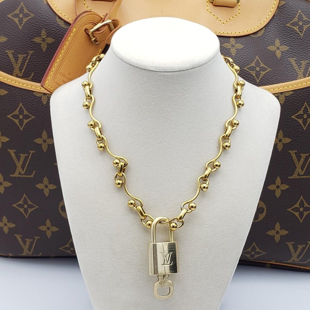 Authentic Louis Vuitton Padlock w/Unbranded Stainless Steel Gold Plated Chain - Picture 1 of 9